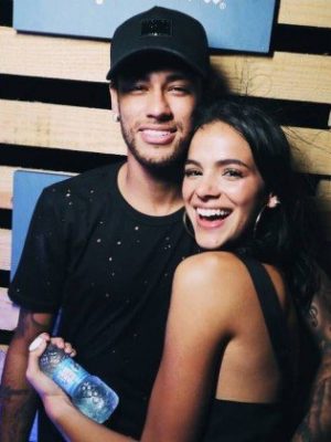 xneymar-e-bruna-marquezine-2credito-40raul-jpg-pagespeed-ic_-dnxybh40-q